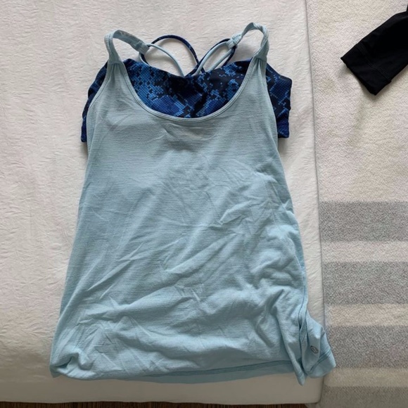 Lululemon Top - Picture 1 of 2